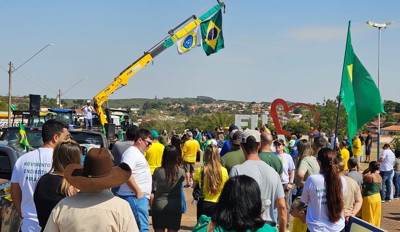 Apoiadores de Bolsonaro fizeram motocarreata no 7 de Setembro em Pirajuí