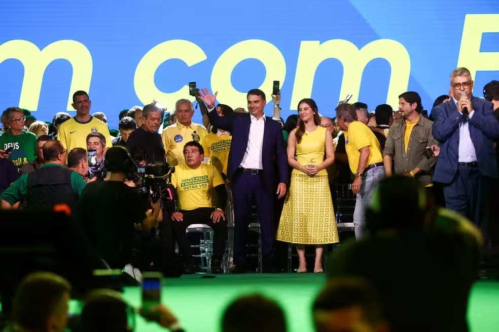 PL oficializa Flávio Bolsonaro candidato à Presidência em 2026